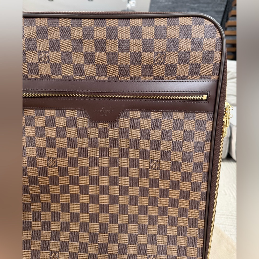 Louis Vuitton Brown Damier Ebene Canvas Carry-On with Gold Hardware - Picture 2 of 15